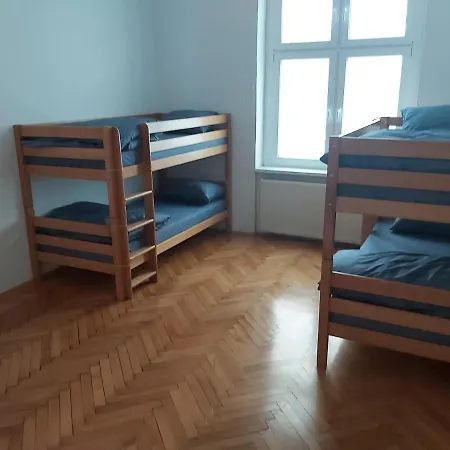 אכסניה Hostel Milano סראייבו