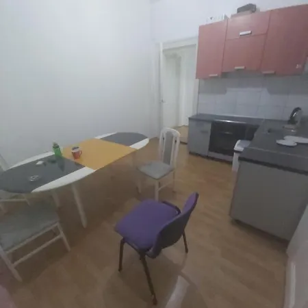Hostel Milano אכסניה