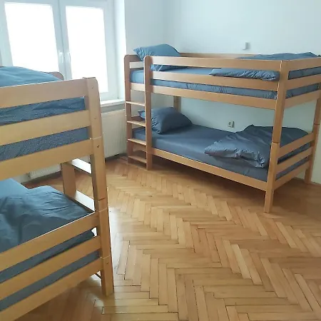 אכסניה Hostel Milano